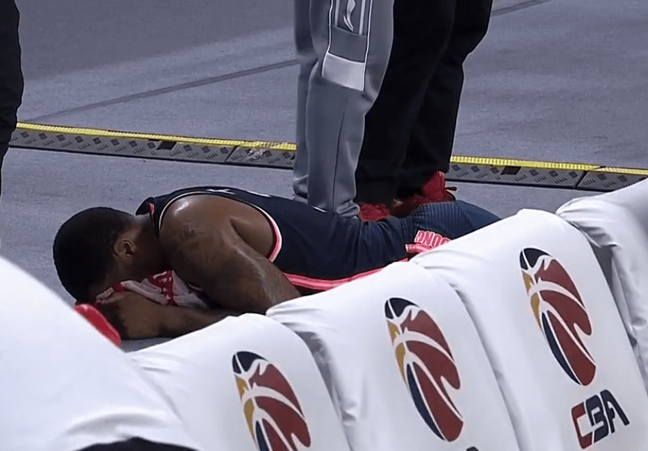 乐鱼体育官网-康定溜溜的城歌词