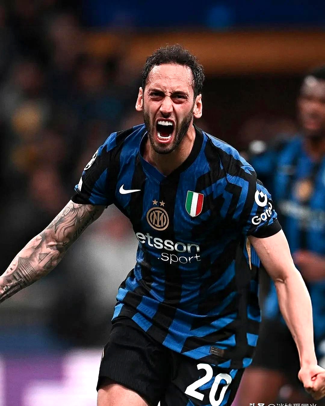 中国乐鱼体育官网-里程碑夜国际米兰绝杀压哨，荷甲转会期刷纪录，质疑声仍在，心理建设被强调