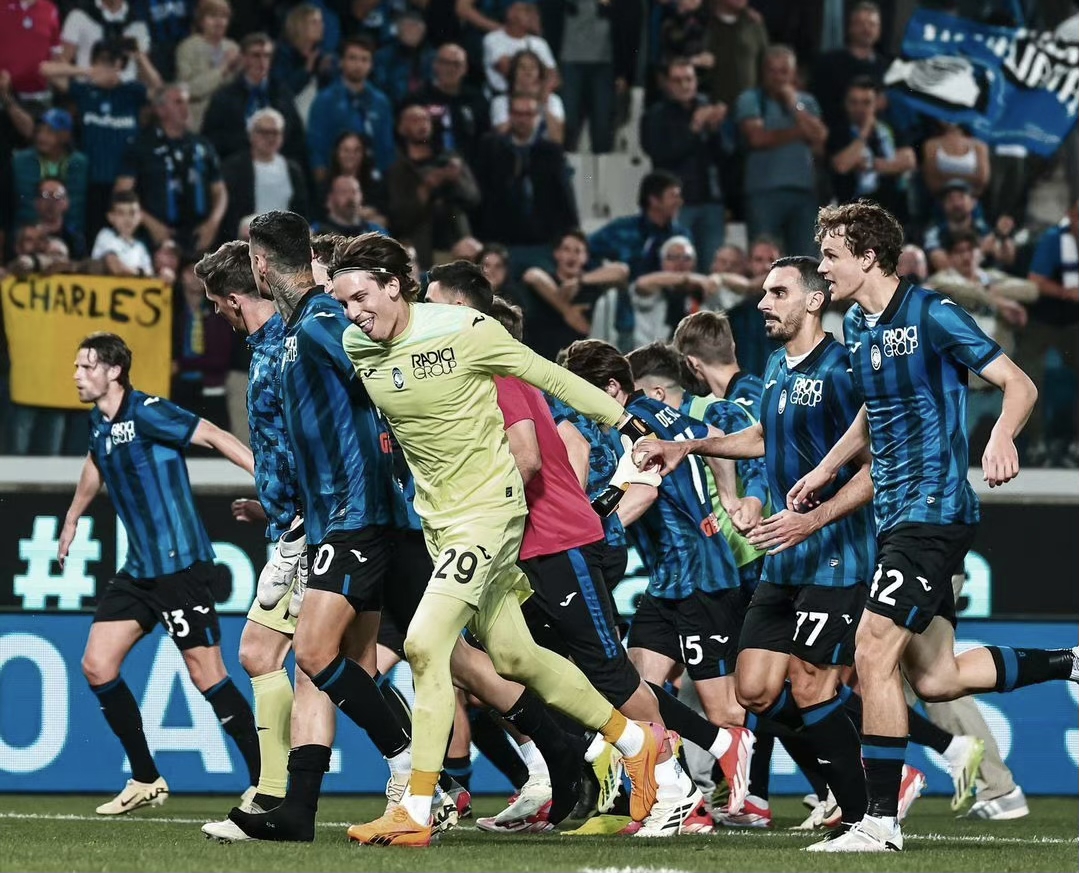 乐鱼体育 官方平台-窗口期亚特兰大备战西甲，临场应变细节曝光，媒体盛赞，赛程密集仍需轮换