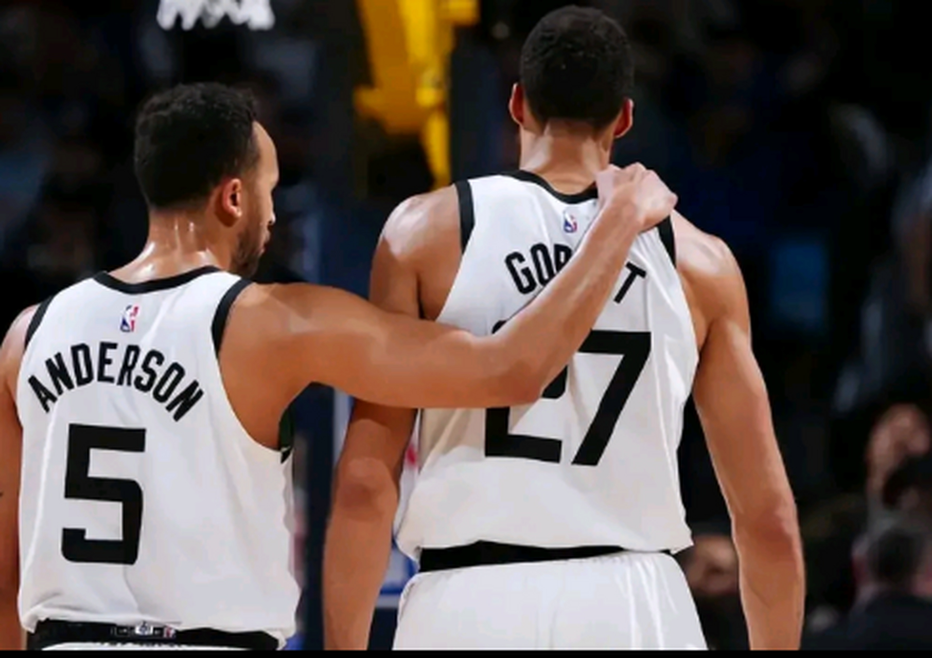 乐鱼中国官网-辽宁男篮与广厦男篮直播